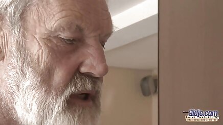 Bitmemiş evde gizli kamera sex pigtail anal işgali