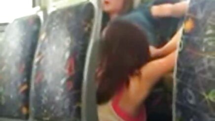 Vazoyu merdivenlere düşürmeyin gizli kamera sex video