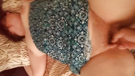 Sarışın üzerinde ona azeri seks gizli kamera dizler dışında sigara içme bir horoz