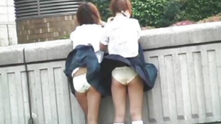 Düzgün gizli kamera sex video vücutlu sürtük Sierra Skye olduğunu sıçrayan üzerinde bir büyük siyah horoz