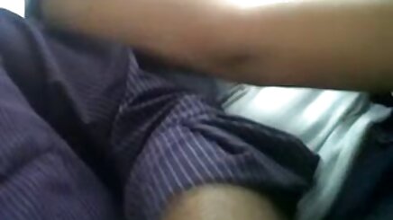 Anal yapay penis üzerinde gidiyor gizli kamera sex turk