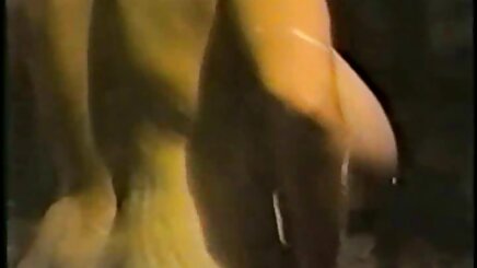Kız gizli kamera masaj sex kıza