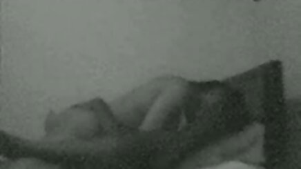 Siyah karısı iki banyoda gizli kamera sex kez yapar