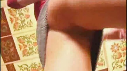 Yapay penis ile gizlikamerasex komşunun kızı,